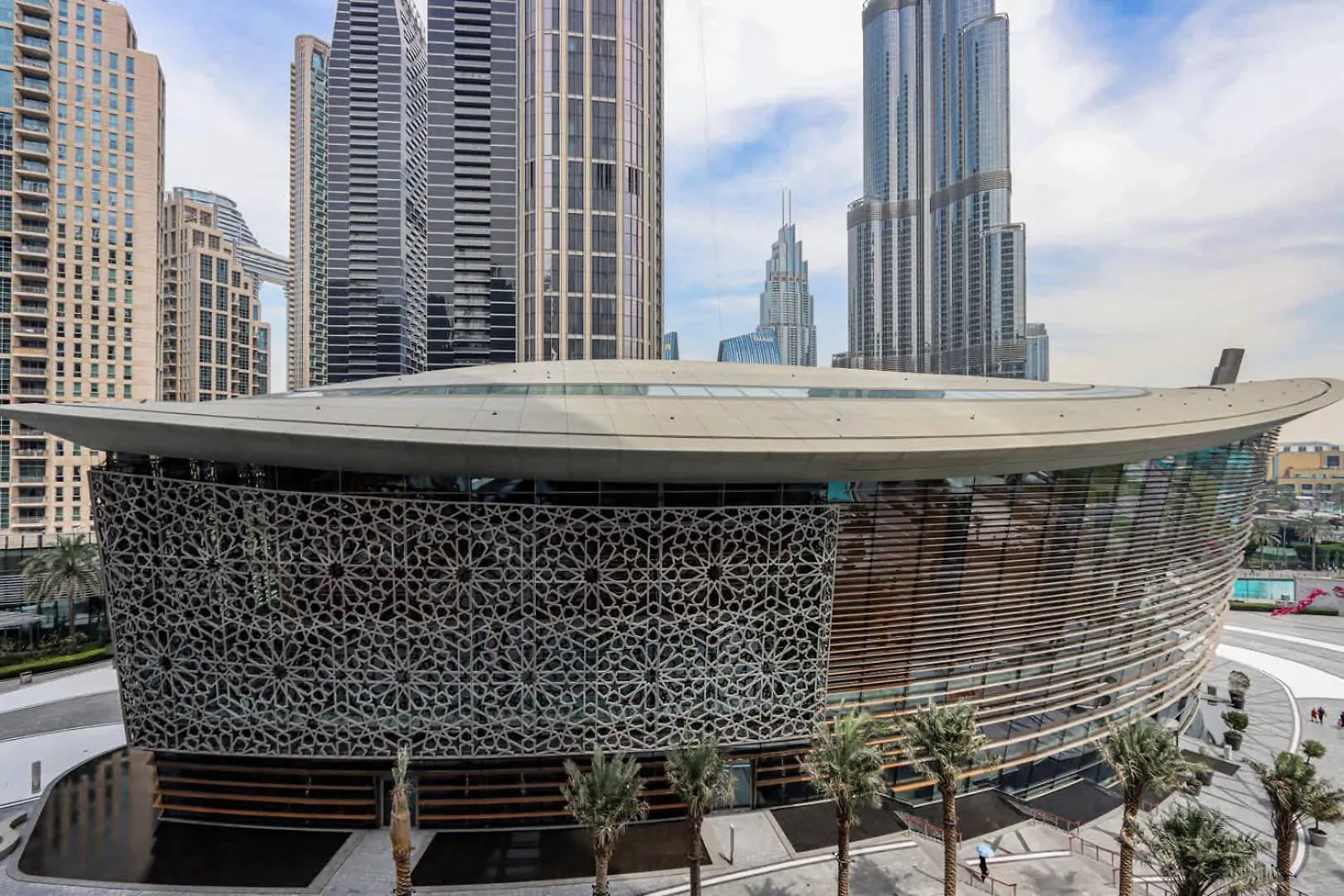 Livbnb-Modern 2Br With Partial Burj Khalifa View Dubai Apartment
