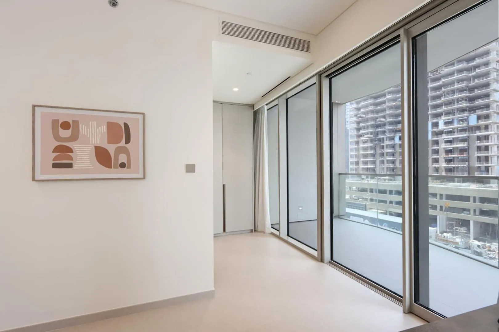 Apartment Livbnb-Modern 2Br With Partial Burj Khalifa View Dubai