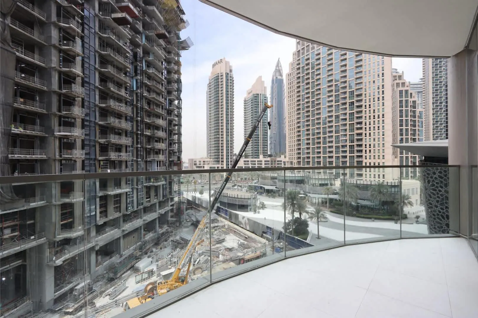 Livbnb-Modern 2Br With Partial Burj Khalifa View Dubai Apartment