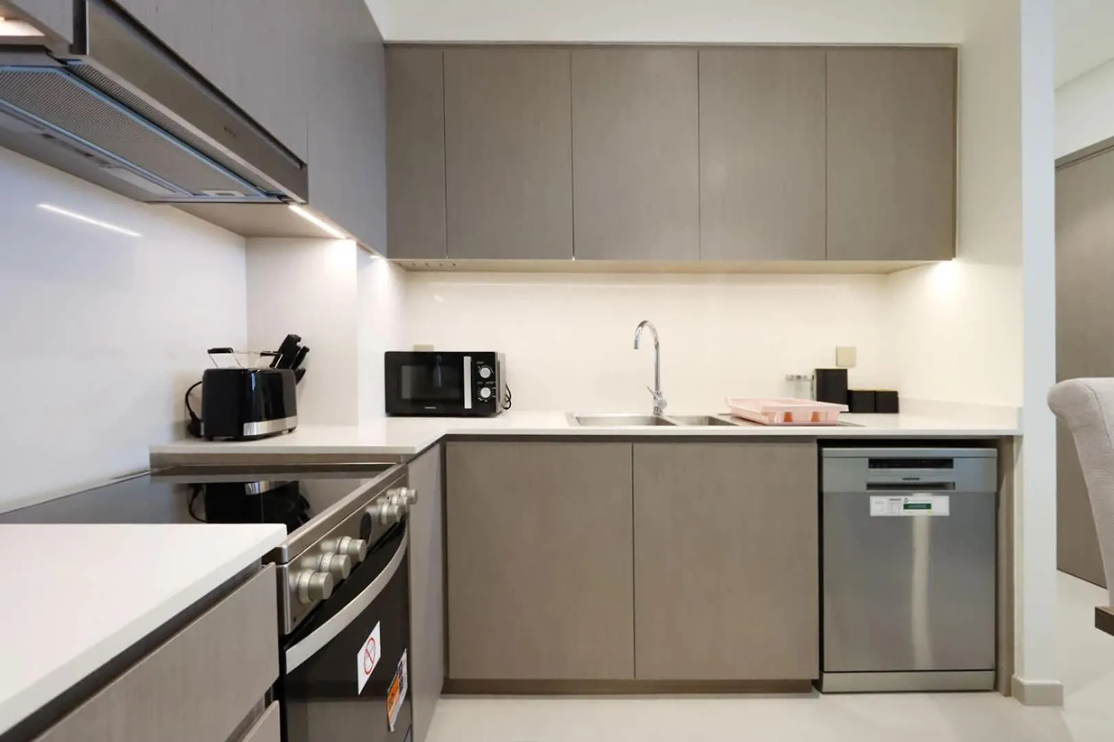 Apartment Livbnb-Modern 2Br With Partial Burj Khalifa View Dubai