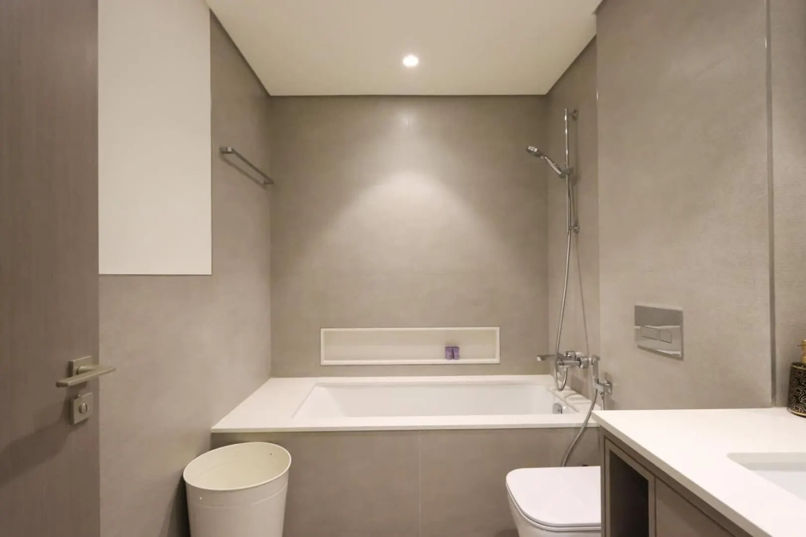Apartment Livbnb-Modern 2Br With Partial Burj Khalifa View Dubai