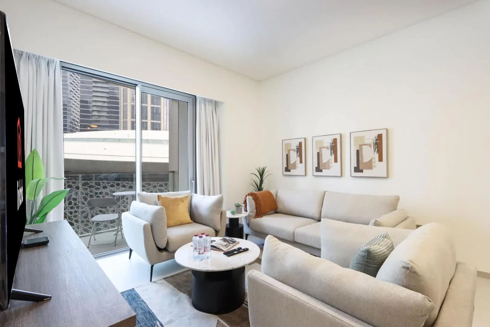 Livbnb-Modern 2Br With Partial Burj Khalifa View Dubai Apartment